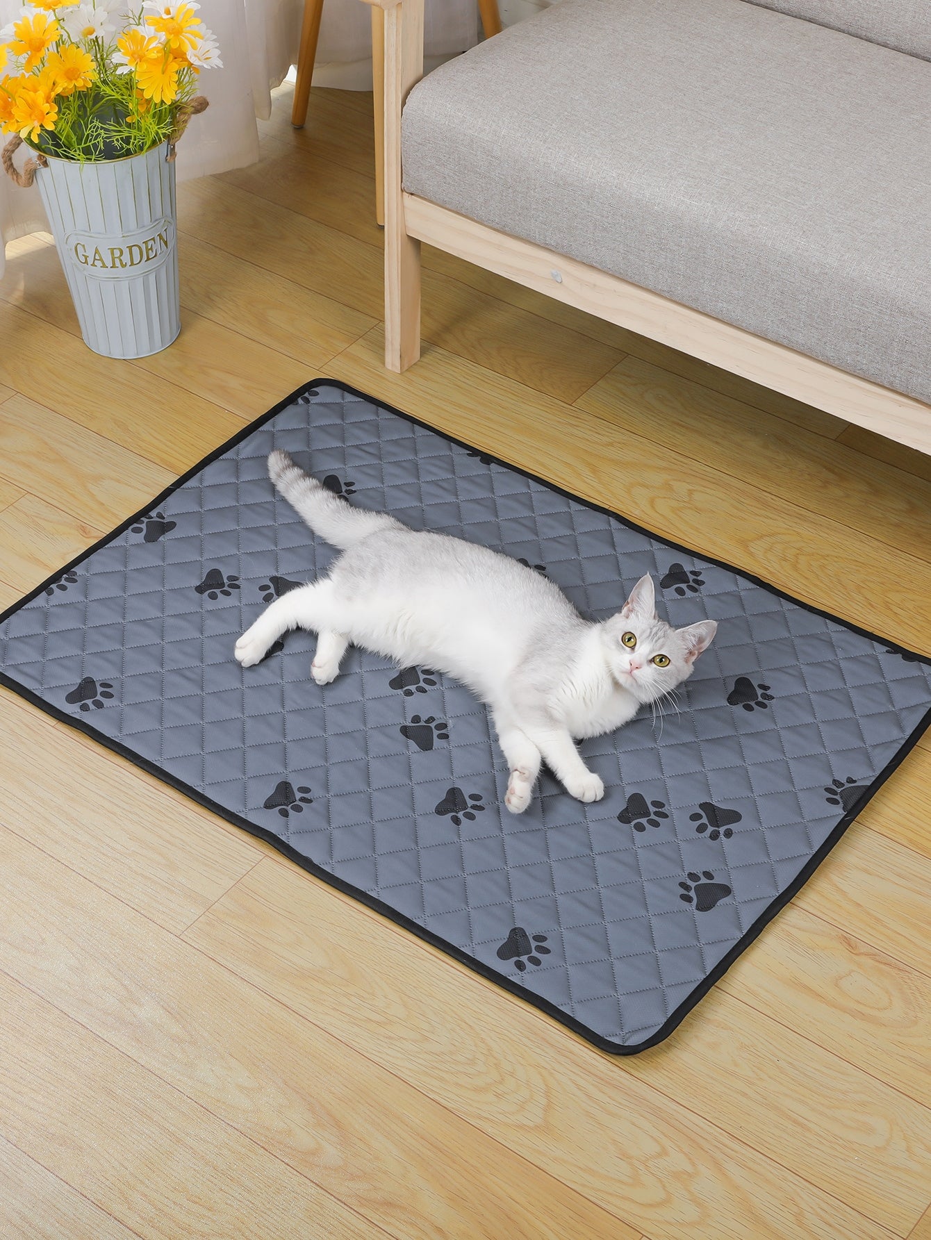 Paw Print Pet Mat