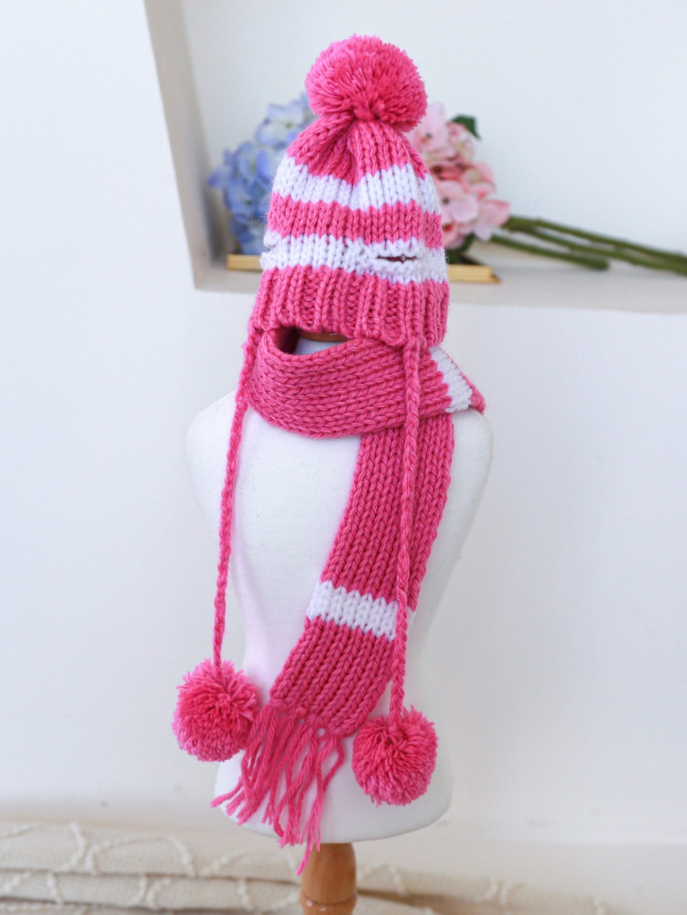 1pc Striped Pattern Scarf 1pc Pompom Decor Hat