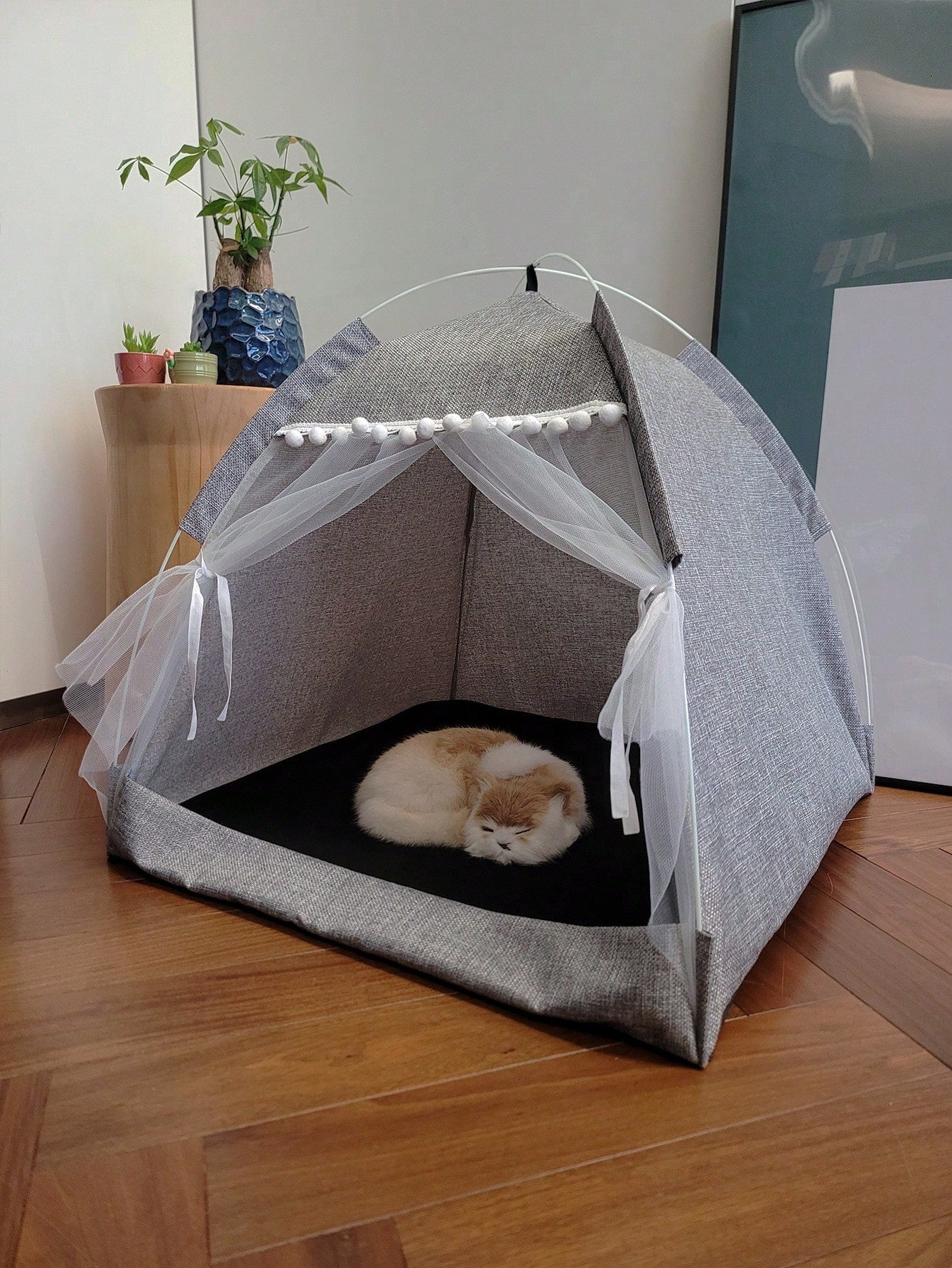 Paw Print Pet Tent